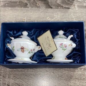 Godinger Primavera Salt and Pepper Shakers- a Pair